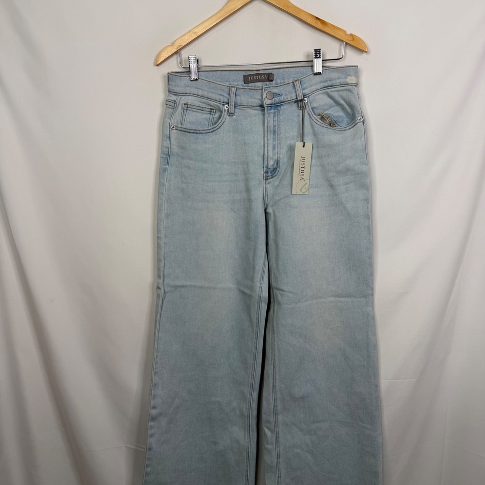 JustUSA Daleyza Wide Leg Jeans Light Wash Raw Hem Size 30/10 NEW - Picture 5 of 9